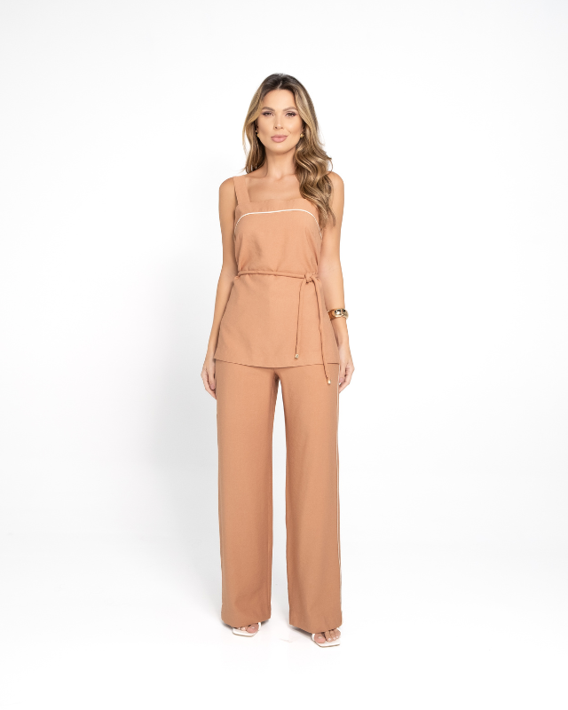 Conjunto Blusa Alongada com Rolotê e Calça Pantalona
