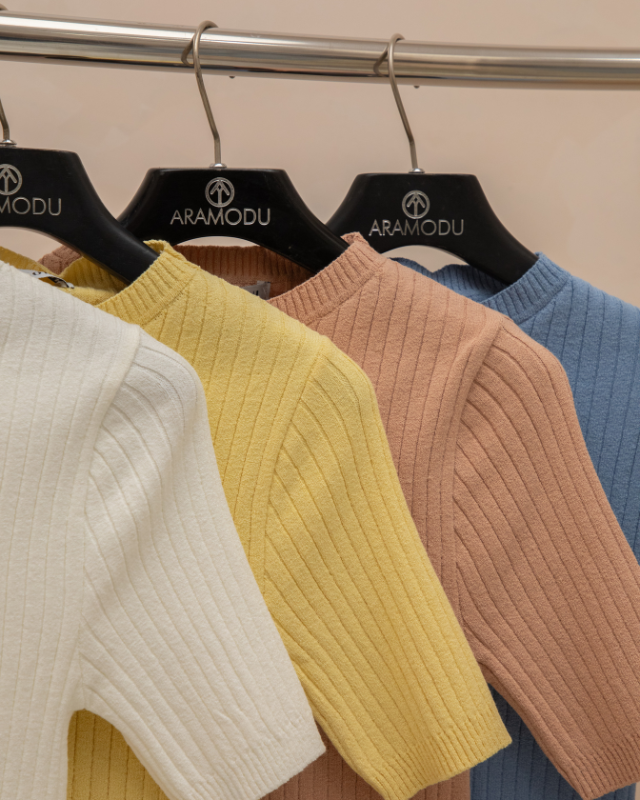 Blusa Meia Manga de Tricot