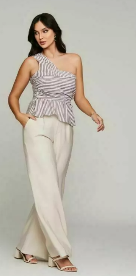 Blusa one shoulder assimétrica em tricoline listrado