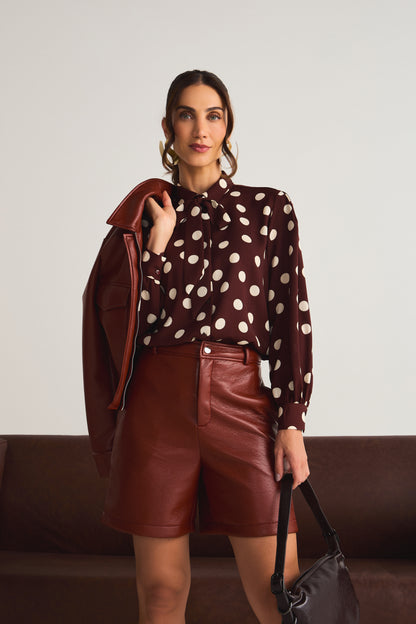 Jaqueta Cropped em Pu com Zíper Lapela