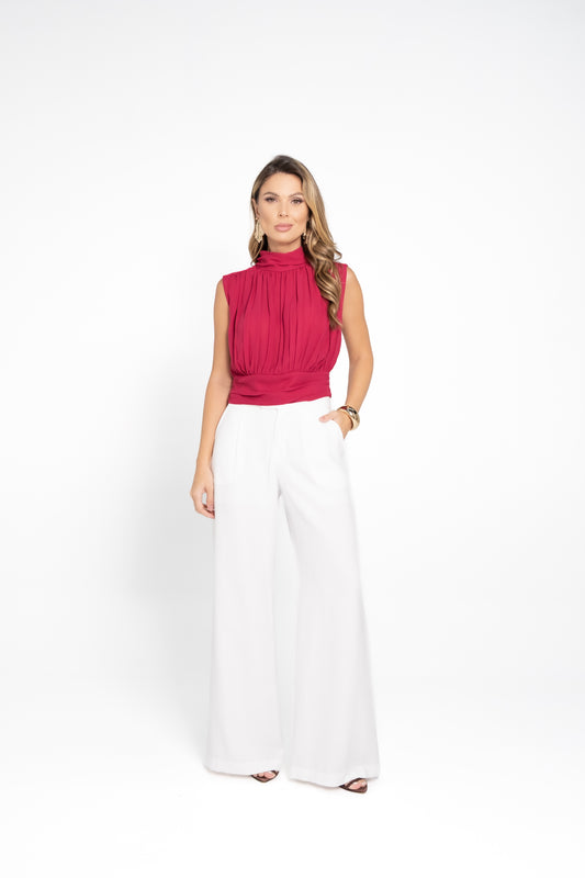 Blusa em Crepe com Pregas e Abertura nas Costas