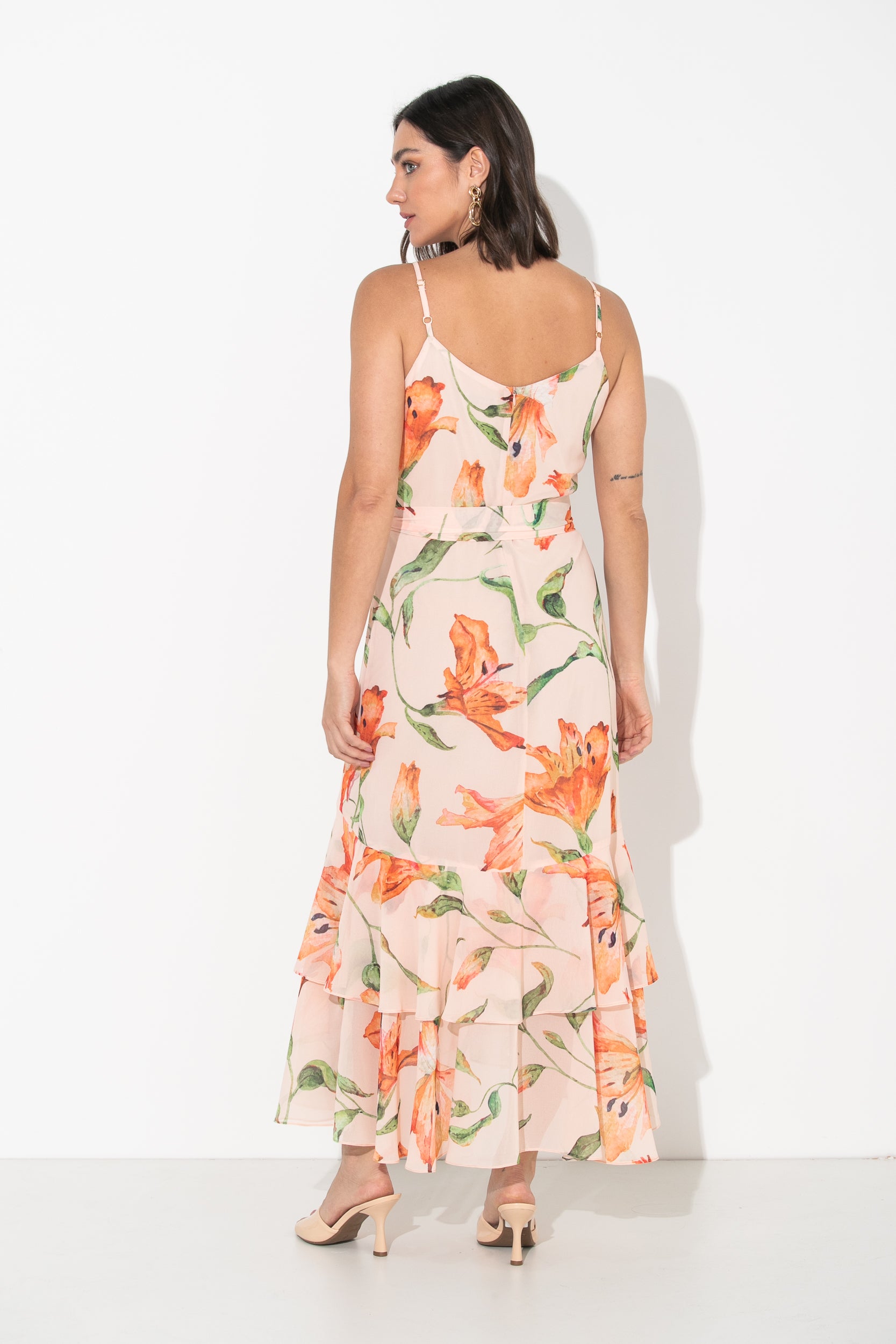 Vestido midi em chiffon estampado com faixa