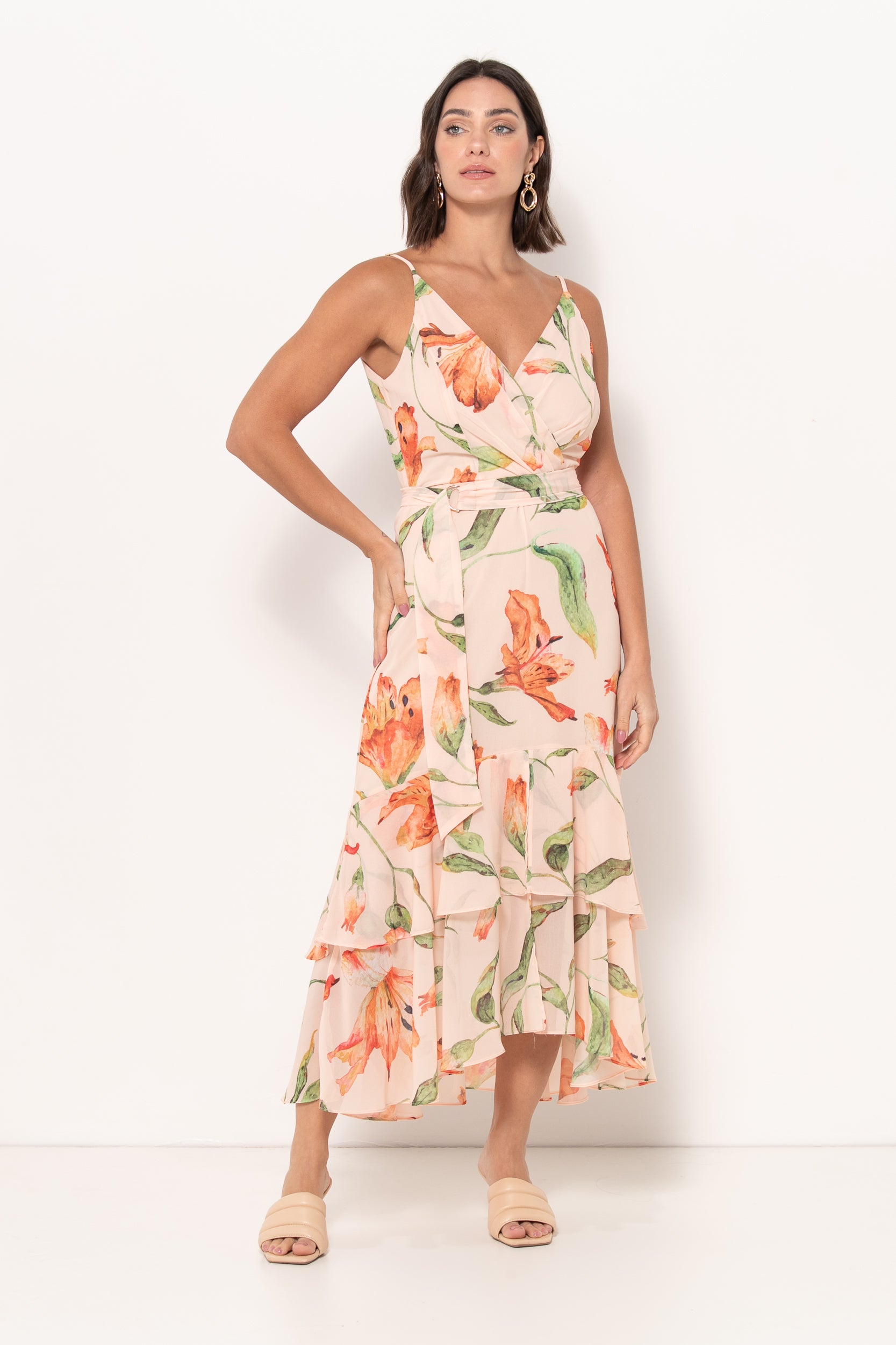 Vestido midi em chiffon estampado com faixa