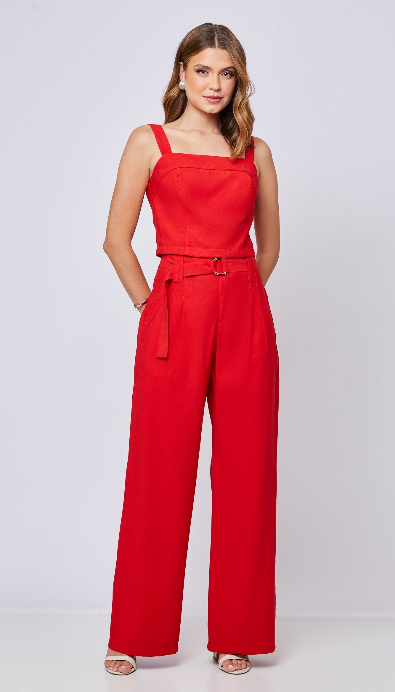 Conjunto de Alfaiataria - Top Cropped e Calça Pantalona cor  Vermelho