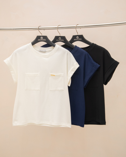 T-shirt de malha com Bolso e pingente